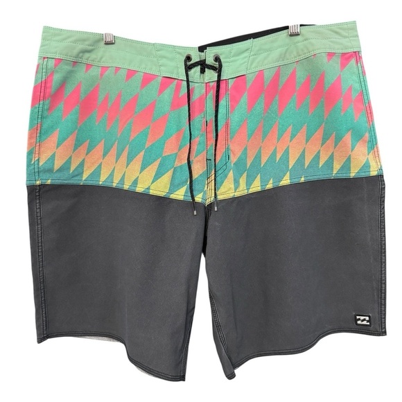 Other - Billabong Recycler Fifty50 Pro Boardshorts 38 Multicolor Geometric Surf Swim